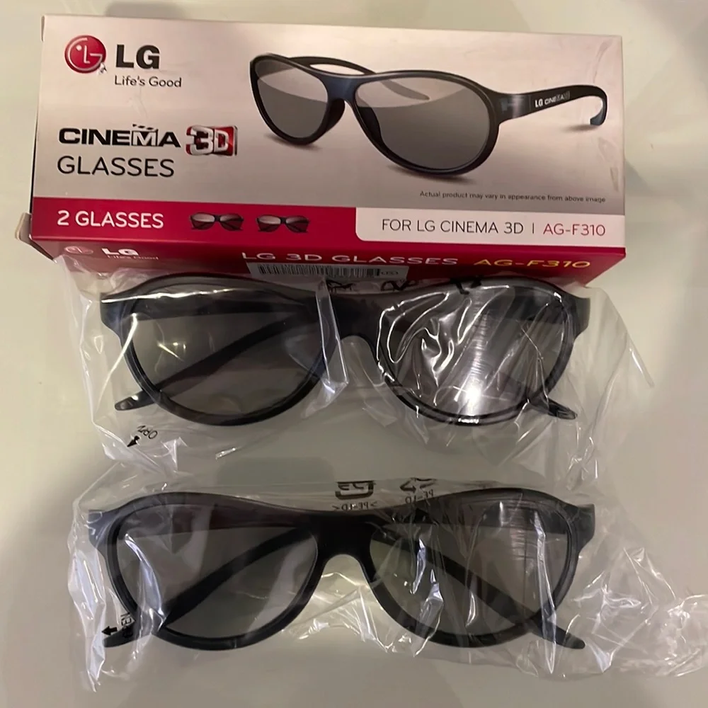 NIB 2 Pair LG Cinema 3D Glasses